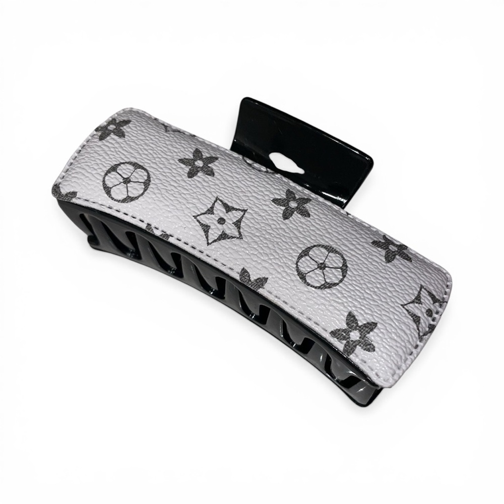 Dsigner Inspired Elegant Gray and Black Hair Claw Clip - Picture 2 of 2